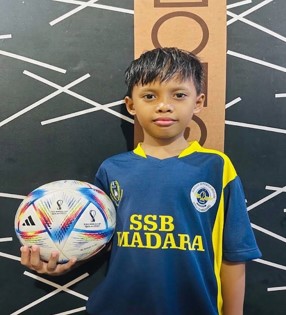  NADHIR